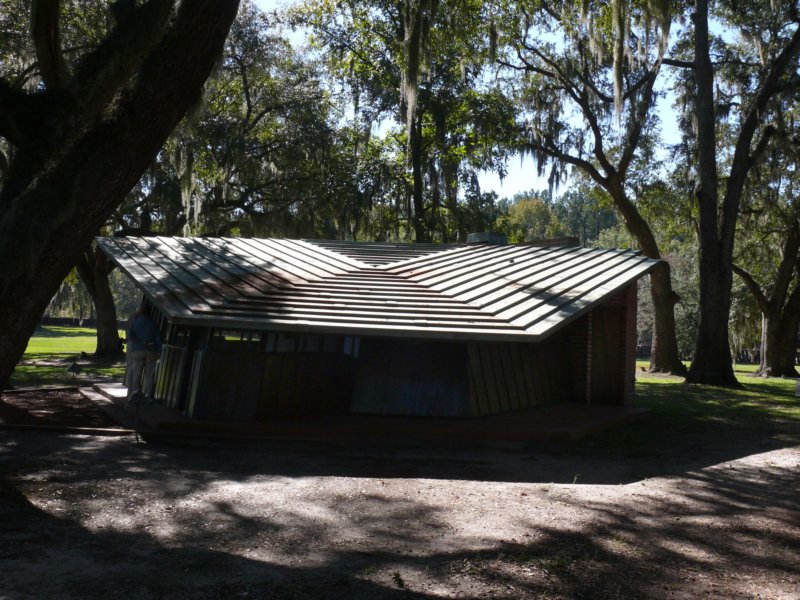 guestcabin.jpg